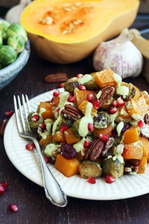 The best keto holiday side dishes for Thanksgiving or Christmas. So many yummy and easy side dishes including green beans, stuffing, brussels sprouts, gluten free, and vegan. 