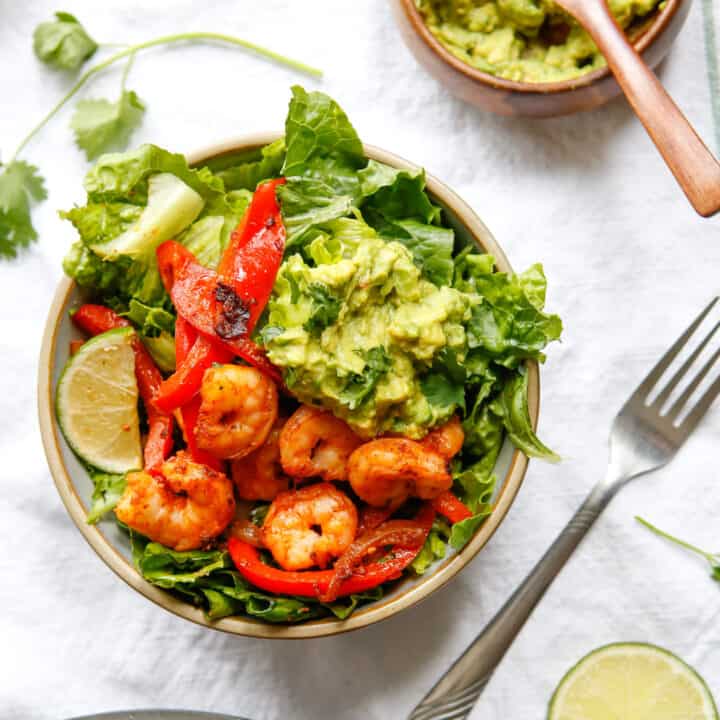 Healthy Shrimp Fajita Bowls 