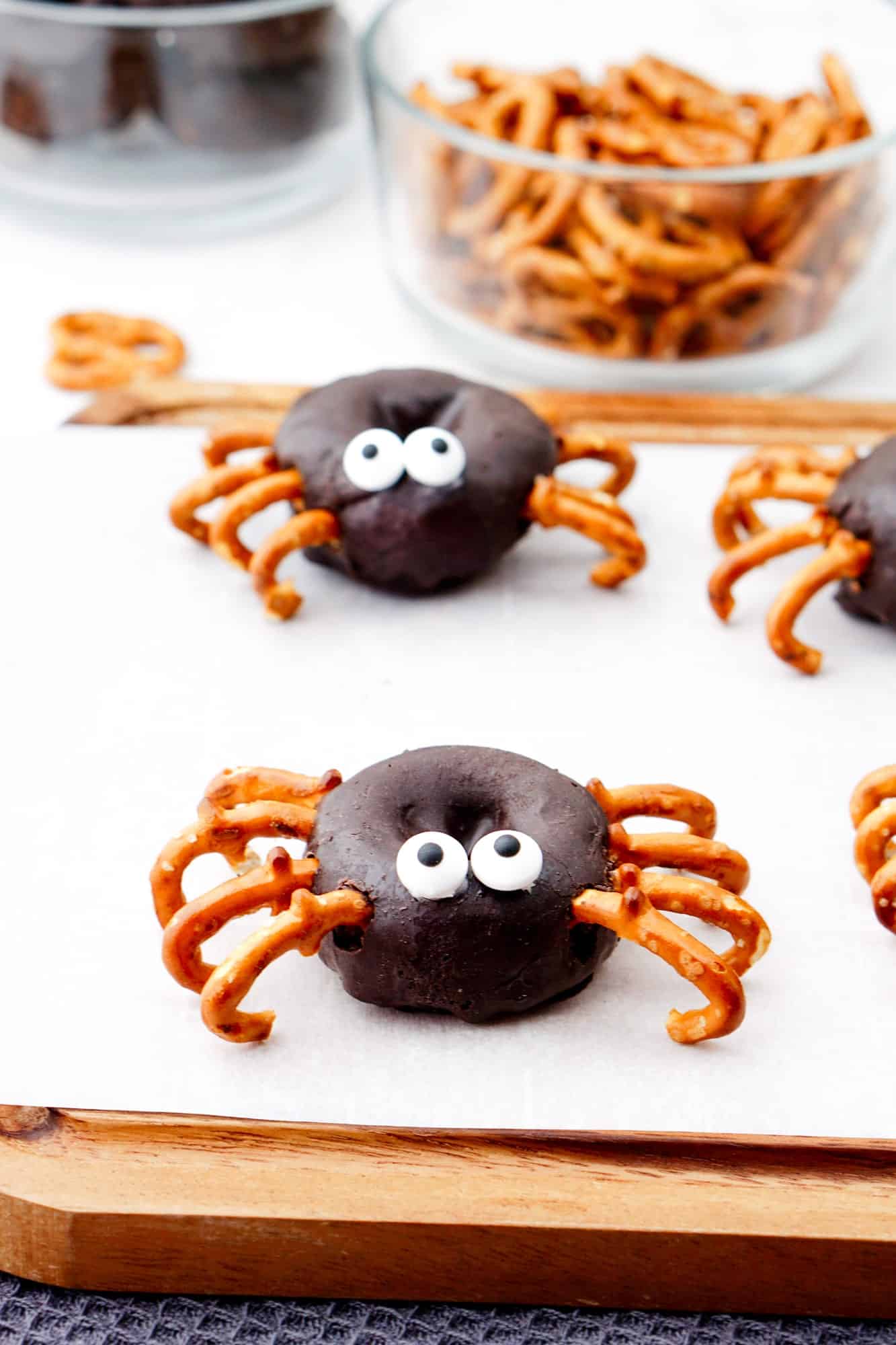 Mini Donut Spiders