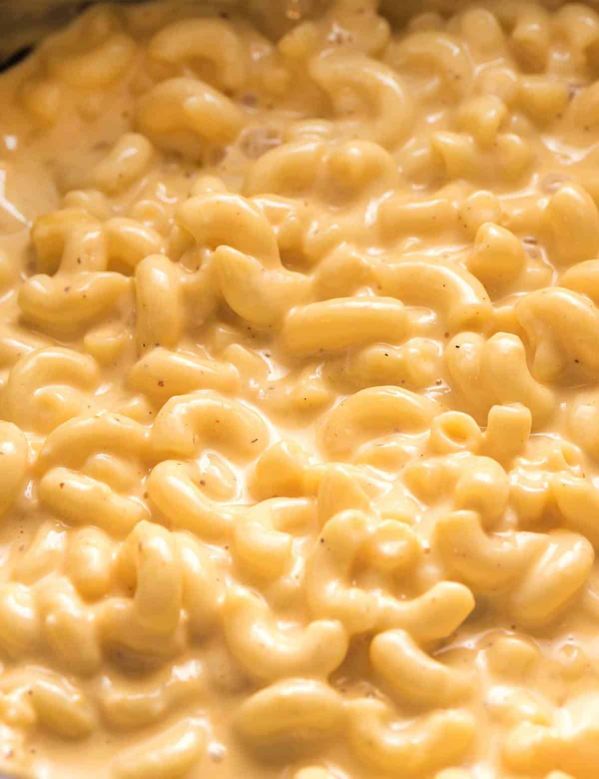 Ultra Creamy Crockpot Mac and Cheese