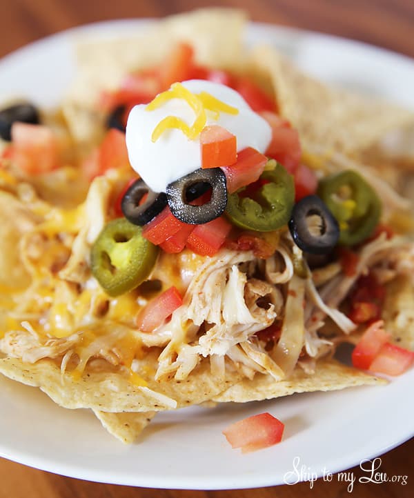 Slow Cooker Shredded Chicken Nachos