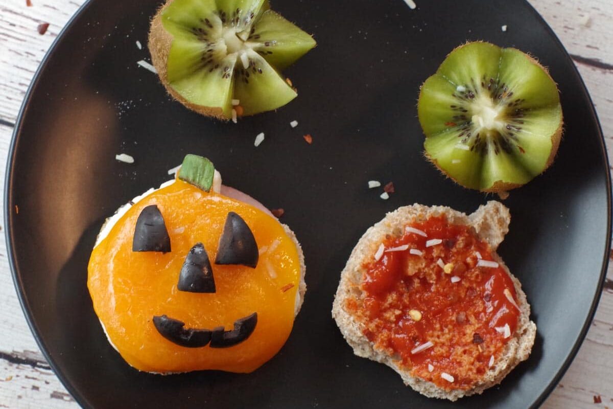 Halloween Breakfast Pizza Sandwich