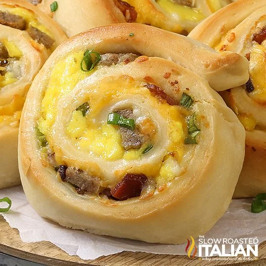 Easy Cheesy Breakfast Sausage Pinwheels