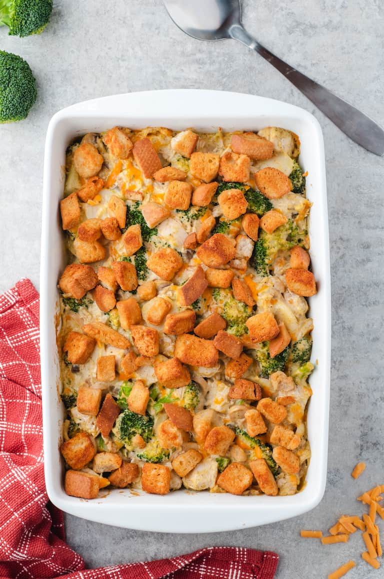 Easy Chicken Broccoli Casserole