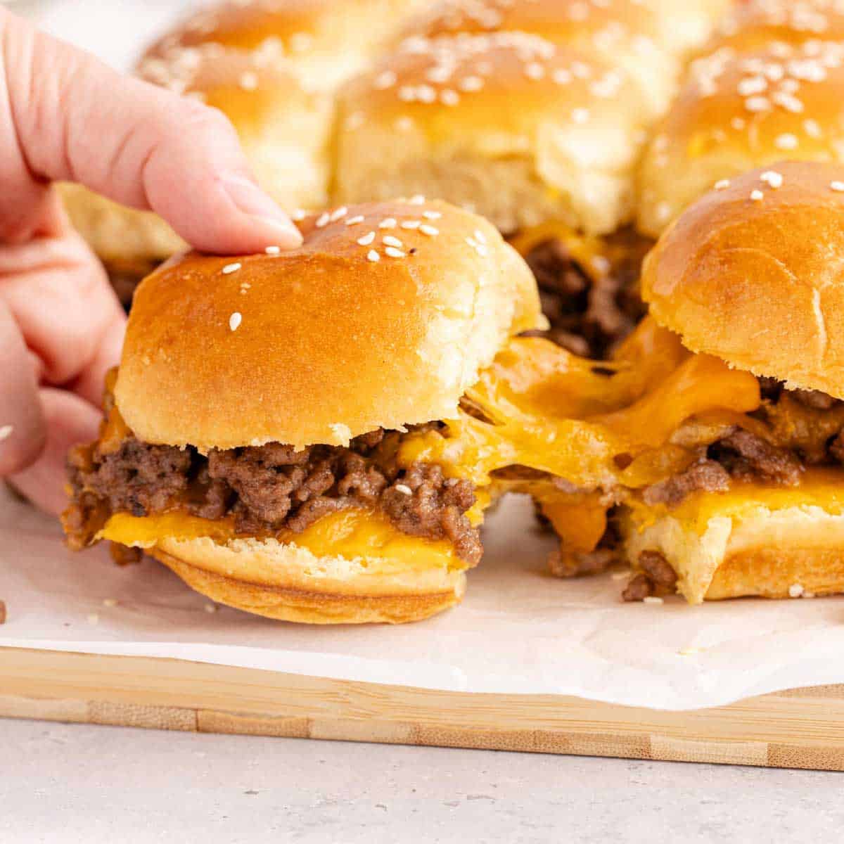 Pull Apart Cheeseburger Sliders